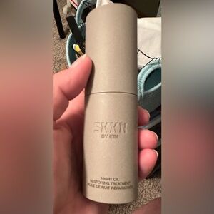 SKKN by Kim Night Oil Restoring Treatment